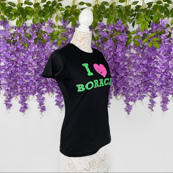 Islands I Love Boracay Graphic Tee - Picture 2 of 5